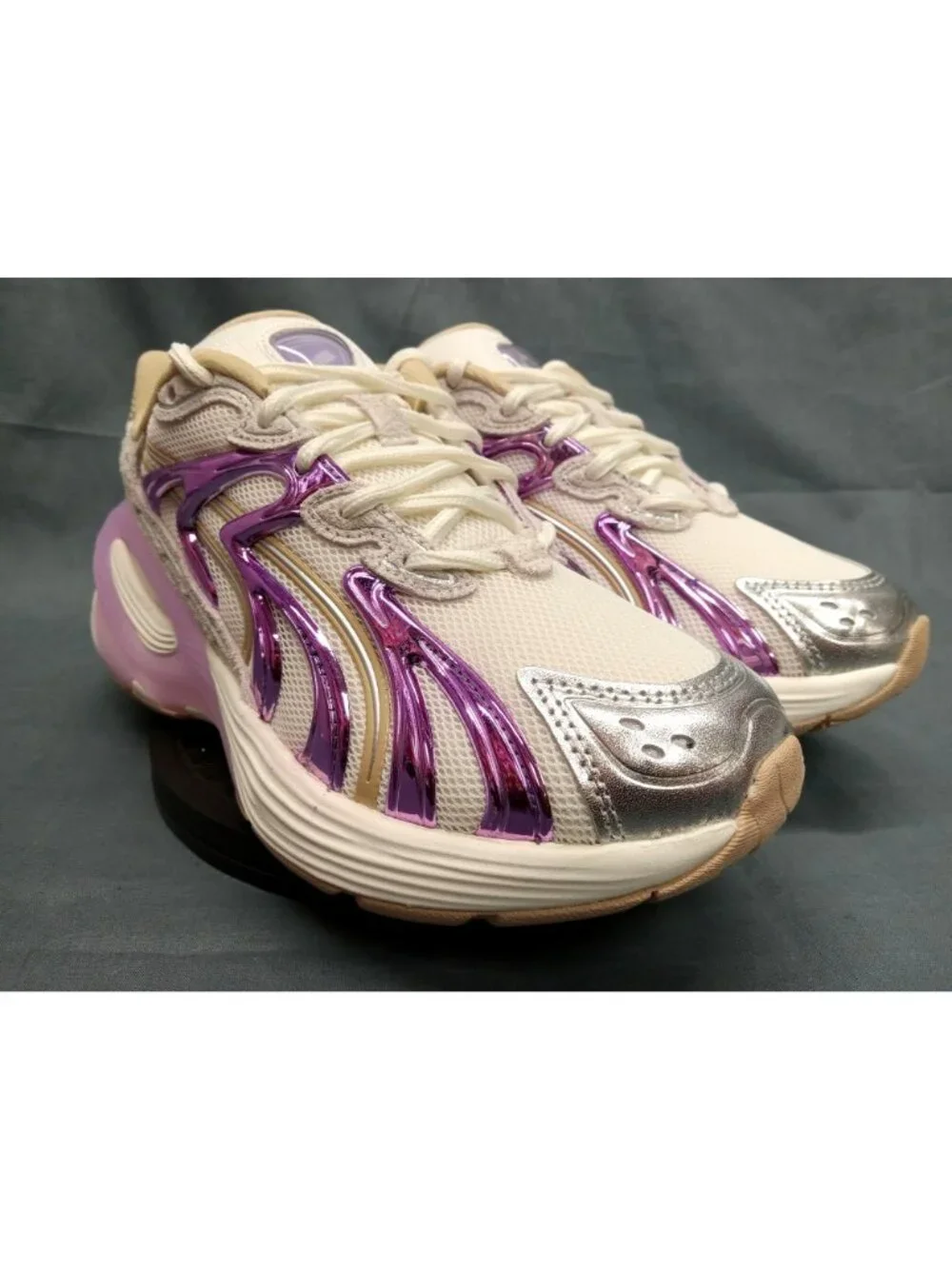 Puma Inverse Shades JR (GS) 406008 01 White Lavender Girls Size 6.5 NEW NO BOX!